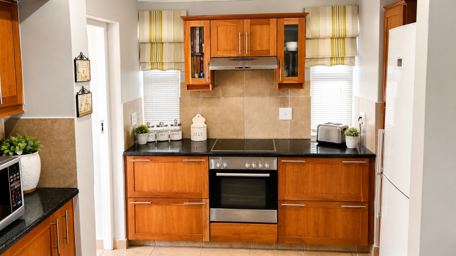 3 Bedroom Property for Sale in Kingswood Golf Estate Western Cape